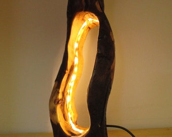 Lampadaire, lampe design, lampe de table bois flotté et épicéa, lampe tronc d'arbre. Tronc d'arbre