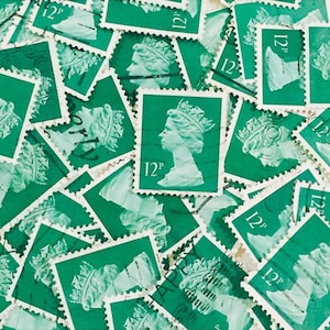 Grüne, gebrauchte, britische, 12p Maschinenbriefmarken aus Papier für Collage, Briefmarkensammeln, Decoupage, Kunst gestempelt, Scrapbooking und Basteln