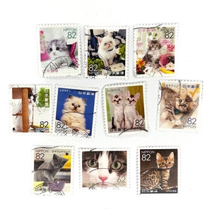10 x chats et chatons timbres-poste d'occasion - importés du Japon - adorable chaton japonais en forme de coeur d'amour - papier off - collage, philatélie, créations manuelles