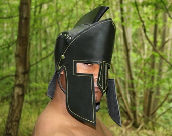 Real Leather Spartan Helmet Roman Armour Fantasy Knight Helmet Medieval Armor Viking Greek LARP Burning Man festival costume SCA leder