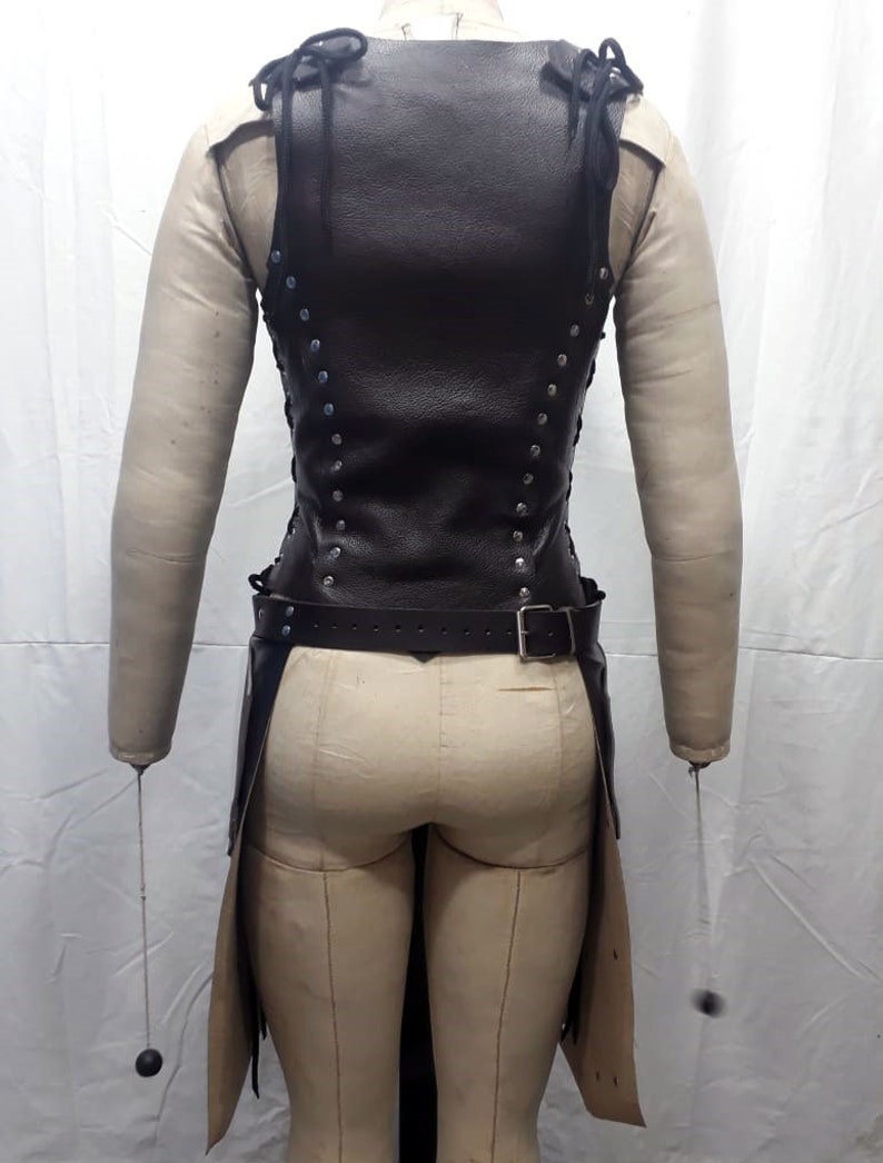 Ready to be shipped Leather Woman medieval tassets set thigh armour protection Bicolline Burning Man Halloween Costume thigh armor