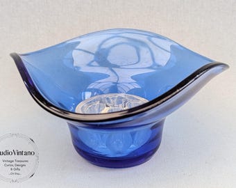 Glass flower frog, flower frog, vintage flower frog, vase, 1950s, flared Tricorn Posy Bowl With Original Flower Frog