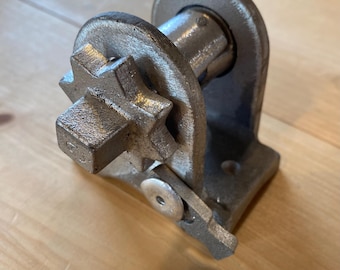 Antique Style Clothes Line Tightener- Handmade Cast Aluminum Made in USA