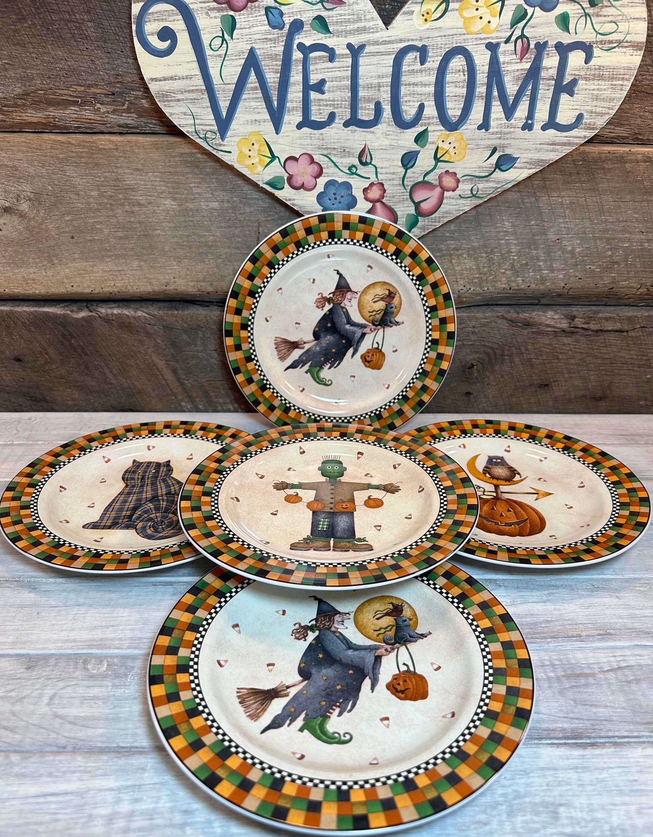 Set of (five) Halloween by SAKURA Dessert/salad/plates, Cat