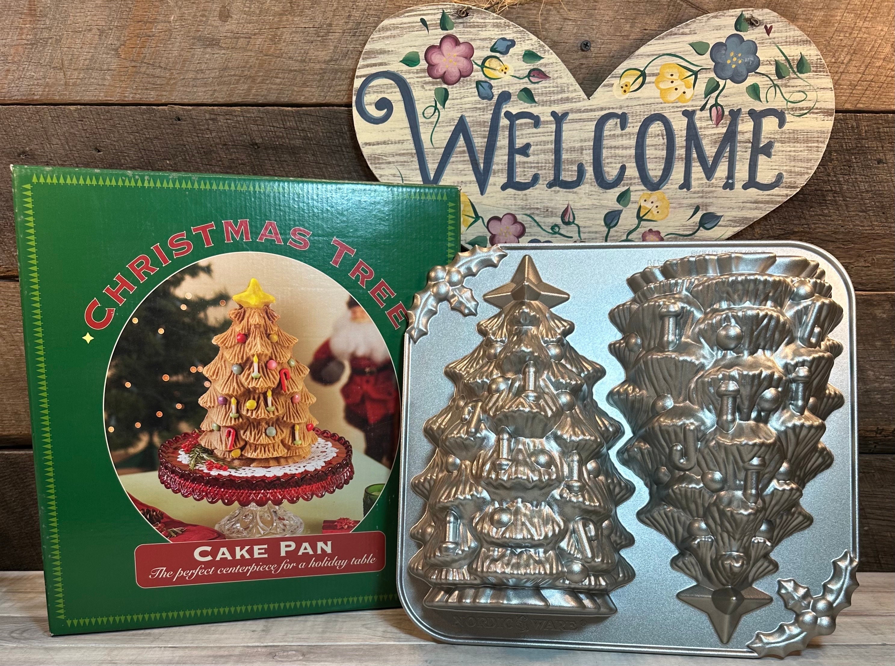 Nordic Ware 3D Santa Claus & Christmas Tree Pans, Bundt Bakeware