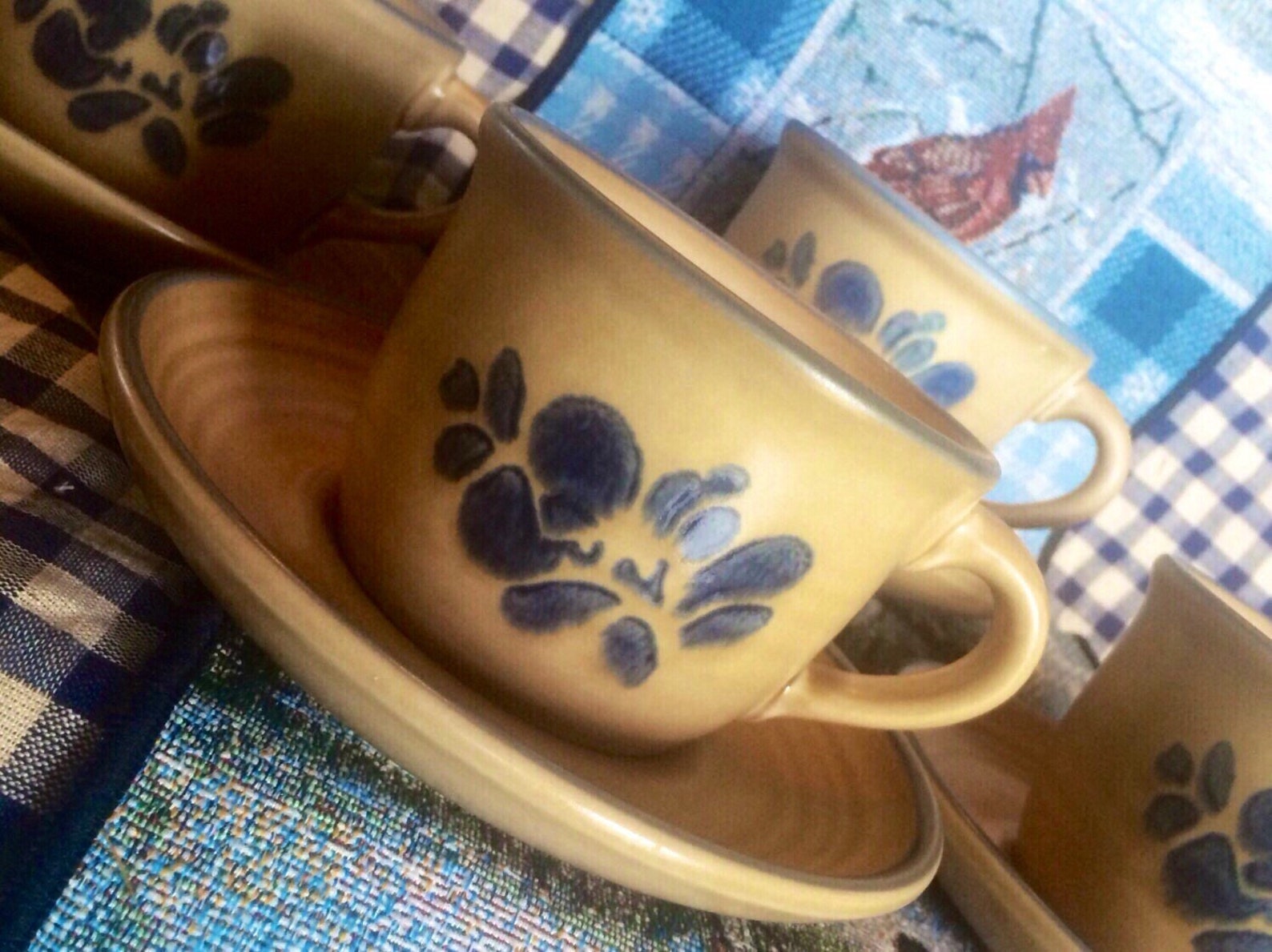 Set of 4 FOUR Pfaltzgraff Folk Art CUPS and SAUCERS Cabin Etsy