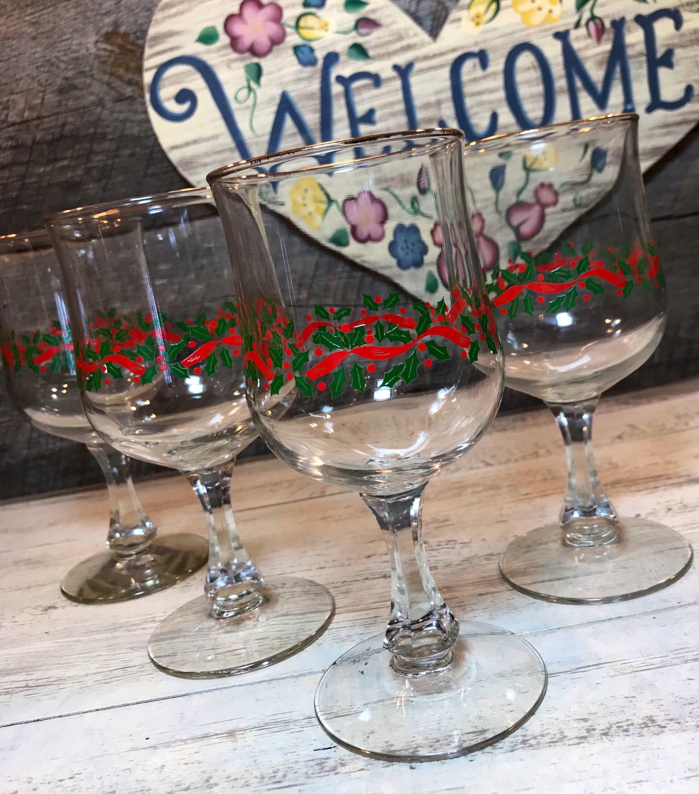 Set of 4 four Holly & Berries WINE Glasses by Libbey Glass Company