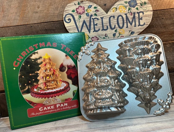 Gorgeous NORDIC WARE Christmas Tree 3 D Cake Pan With Original Box Cast Aluminum Christmas Party Christmas Cake Etsy UK