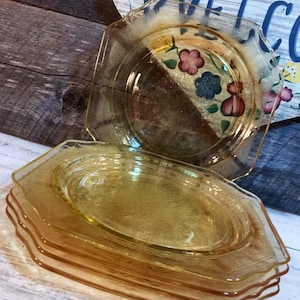 1930&#39;s Set of 6 (SIX) Salad/Dessert Plates -Princess Topaz by ANCHOR HOCKING, Depression Glass, Weddings, Shower, Cottage