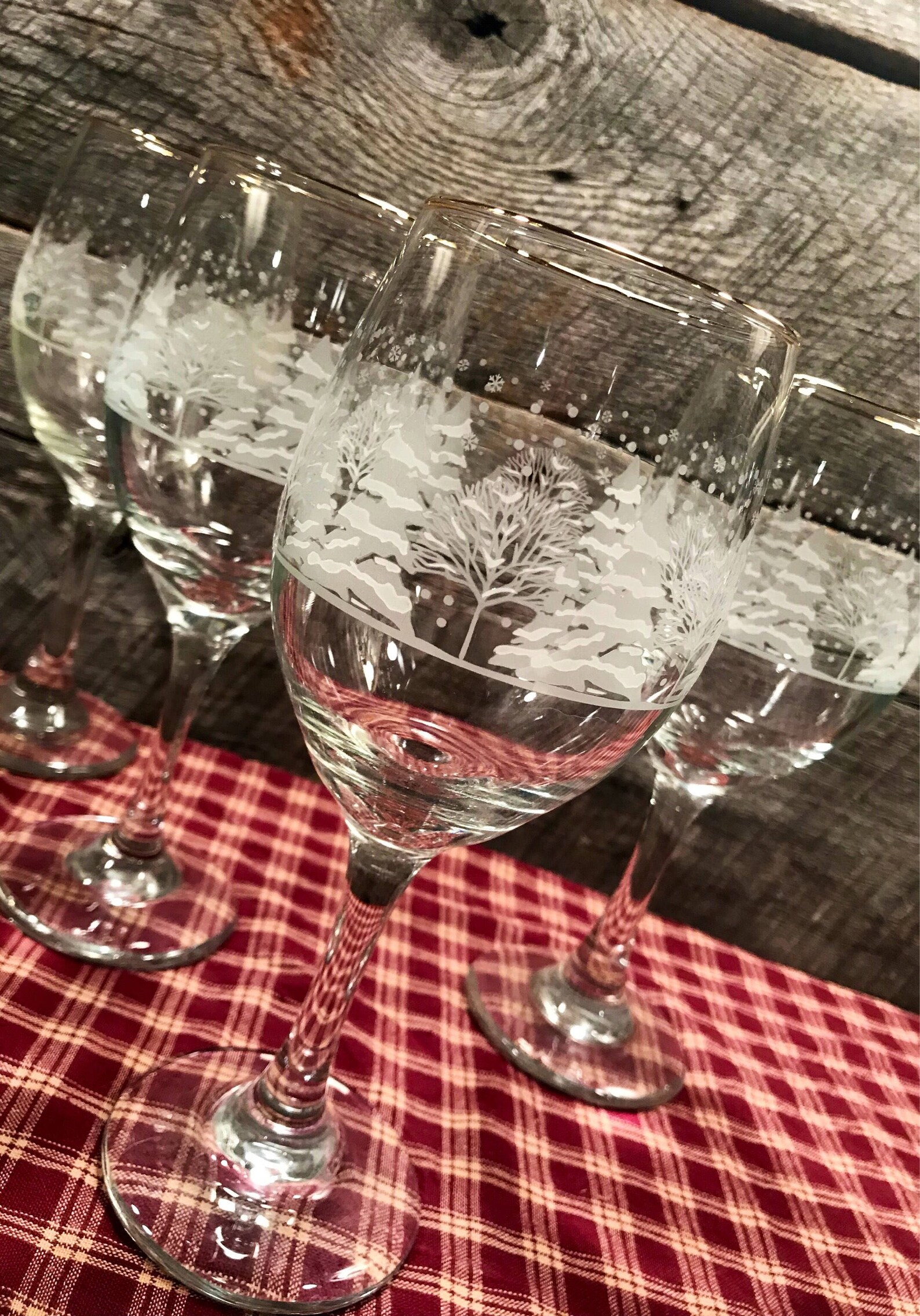 Set of 4 FOUR Arby's Christmas WINE GlassesWhite Winter Etsy