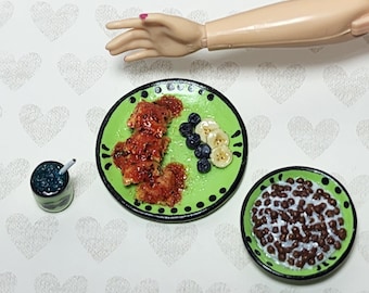 1:6th scale miniature Ravioli kids lunch matching set