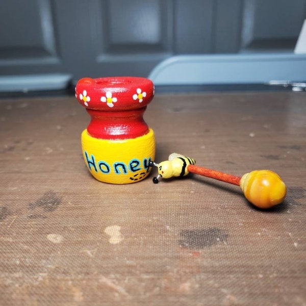 1:6 schaal Schattige honing pot met hommel honing dipper