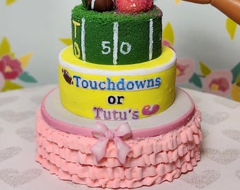 1:6 scale miniature boy/girl gender reveal cake