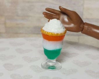 1:6 scale miniature St. Patrick's day inspired drink