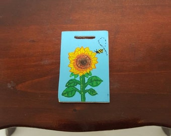 1:12 scale Sunflower dollhouse cutting board Miniature cutting board