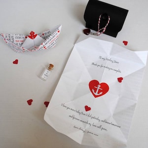Personalized Love Note Boat: Valentine&#39;s Day Keepsake Gift