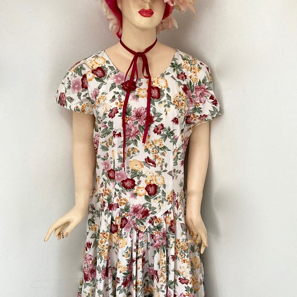 ROMANTIC Vintage 1980s FLORAL cotton dress by "POEMS by Esteem" size 10