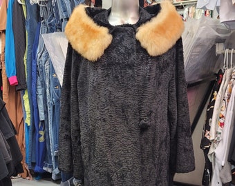 INCREDIBLE Vintage jaren 60 Imitatie Perzisch LAMSJAS Maat Small