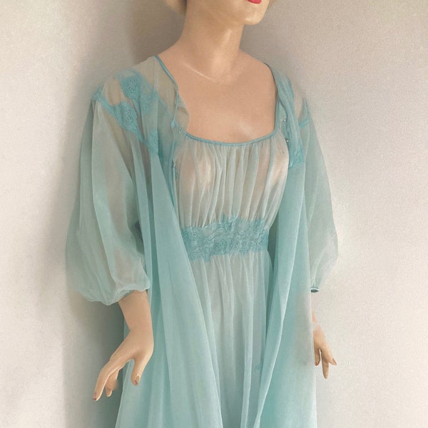 LOVELY 1960s/70s Chiffon and Lace PENOIR set  by KAYSER  size 36