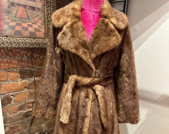 Vintage Eaton MCM Real MINK Fur Coat With BELT! Size Small!