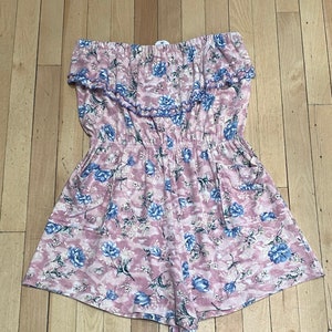 CUTE and Comfy 90&#39;s FLORAL Amazing ROMPER Size Large by B.J. Creations
