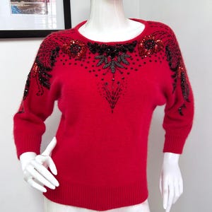 RED HOT 1980&#39;s Gloriously decorated Sequin & Beads Sweater - ALISON H - Size Medium