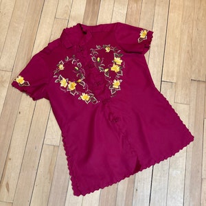 GORGEOUS Vintage DEADSTOCK Embroidered Blouse
