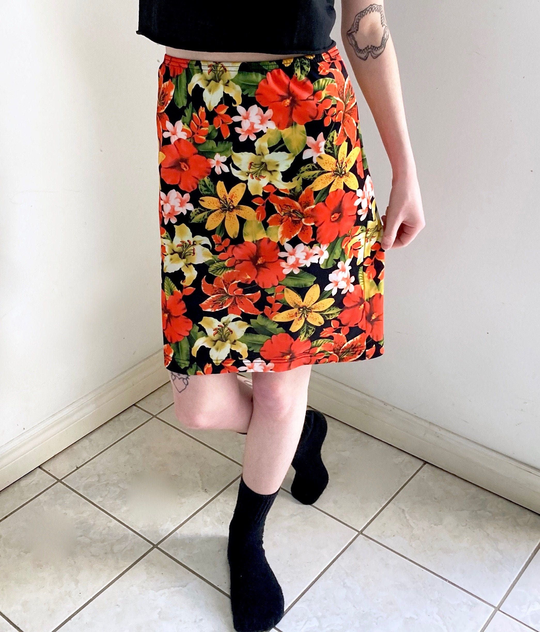 RETRO 1990s Floral print skirt in WARM colours size Extra | Etsy