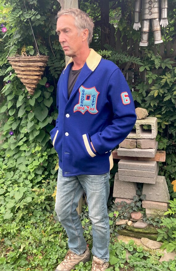 Vintage MCM 1962-63 GARDEN CITY Varsity 