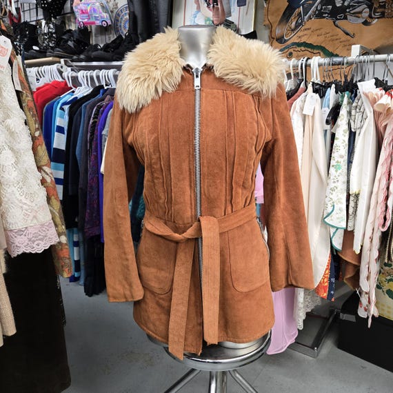 Stunning Vintage 1970s Penny Lane SUEDE and Sherpa lined Jacket with belt Size Small