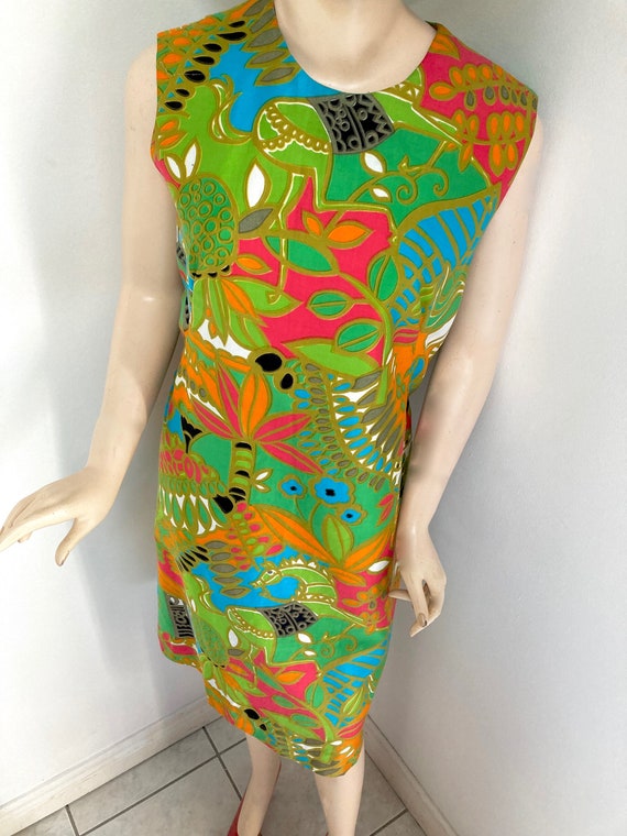 WILD 1960s MCM Tropical print dress Home Sewn siz… - image 3