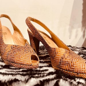Vintage 1970's SNAKESKIN & Leather Singbacks with Heels  by "BROWNS - Italy" size 38