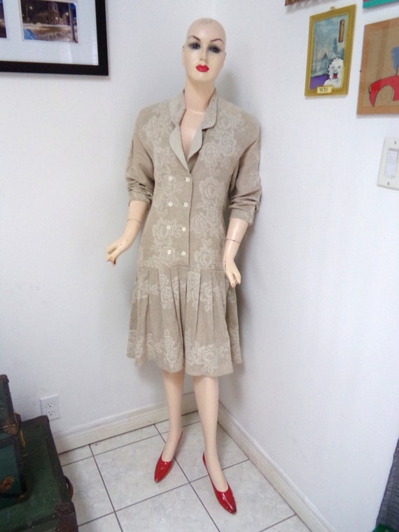 beige dress and red shoes Deema Pearl Dress – Retrofete main image 0