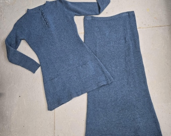 Gorgeous VINTAGE ANGORA KNIT Two Piece size Small/Medium