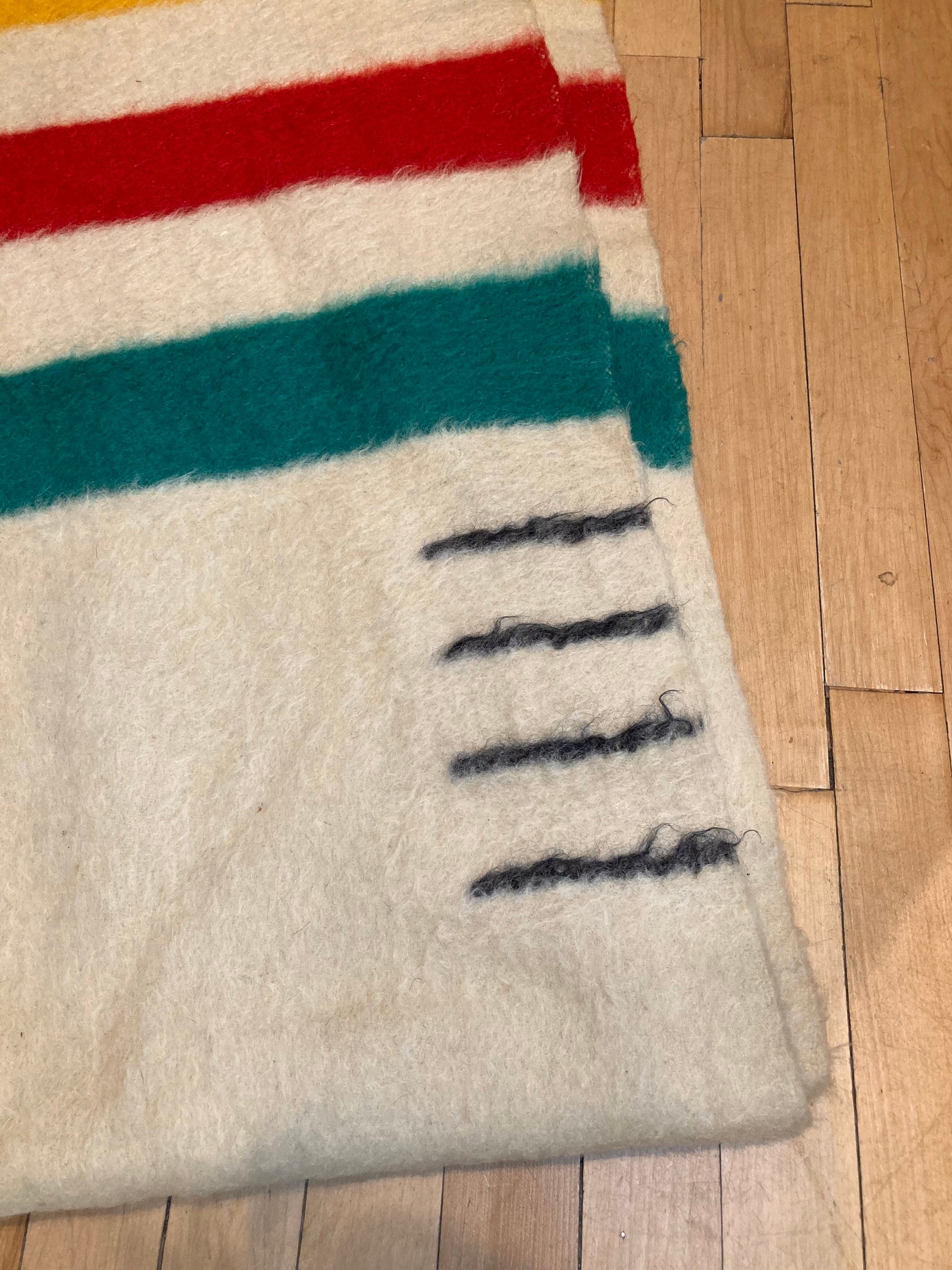 Vintage 19171929 HUDSONS BAY 4 Point WOOL Blanket With Red Etsy