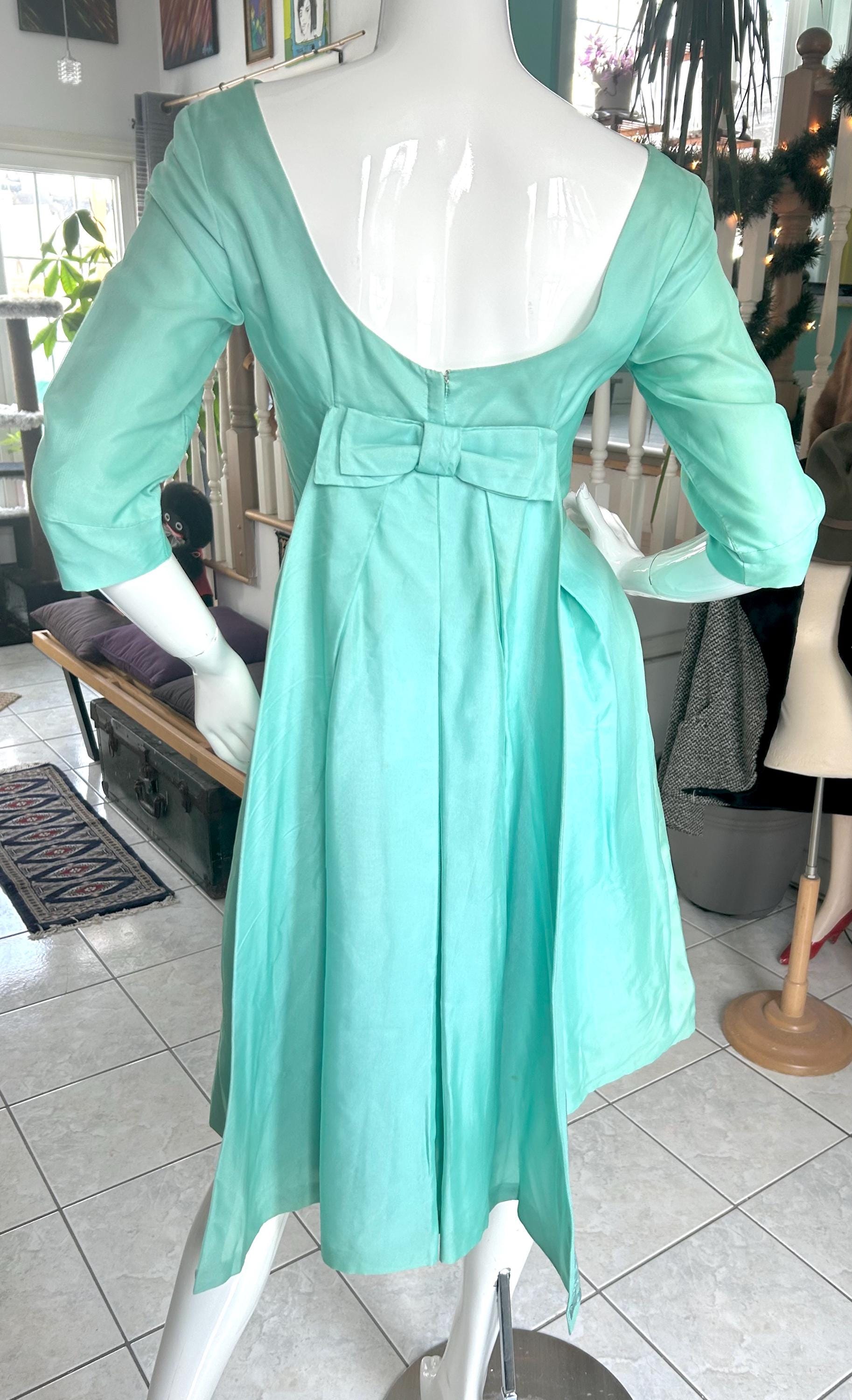 lidee dress green Lidee - Gala Gown Bright Green (Size 12) – Goldie's main image 0