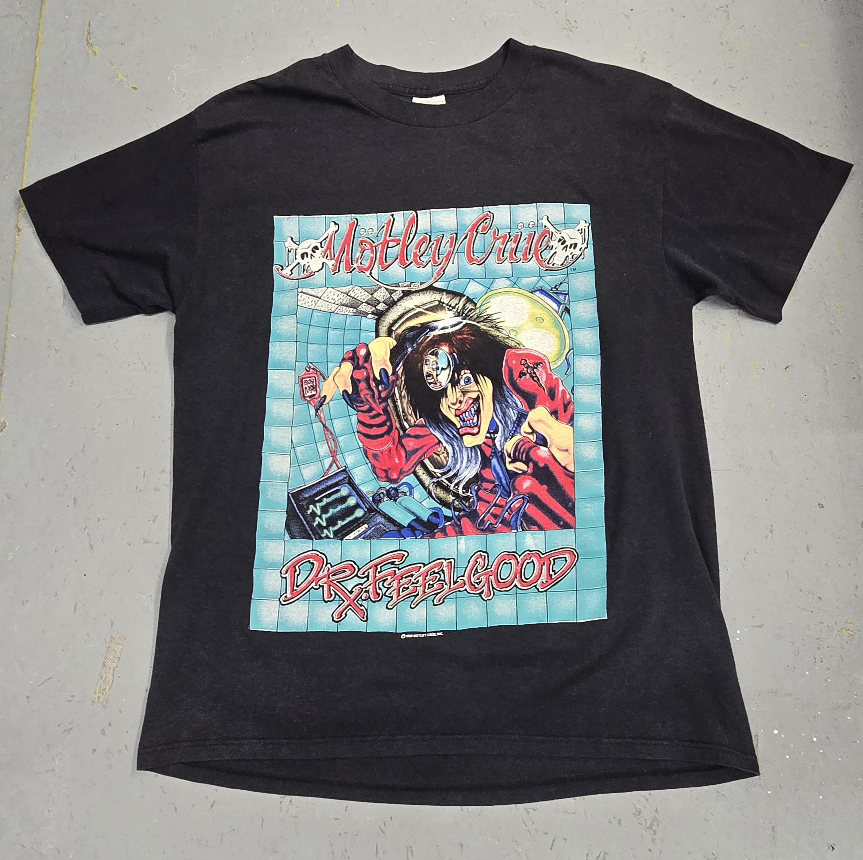 Iconic Vintage 1989 MOTLEY CRUE Dr. Feelgood SHIRT in a Size Large