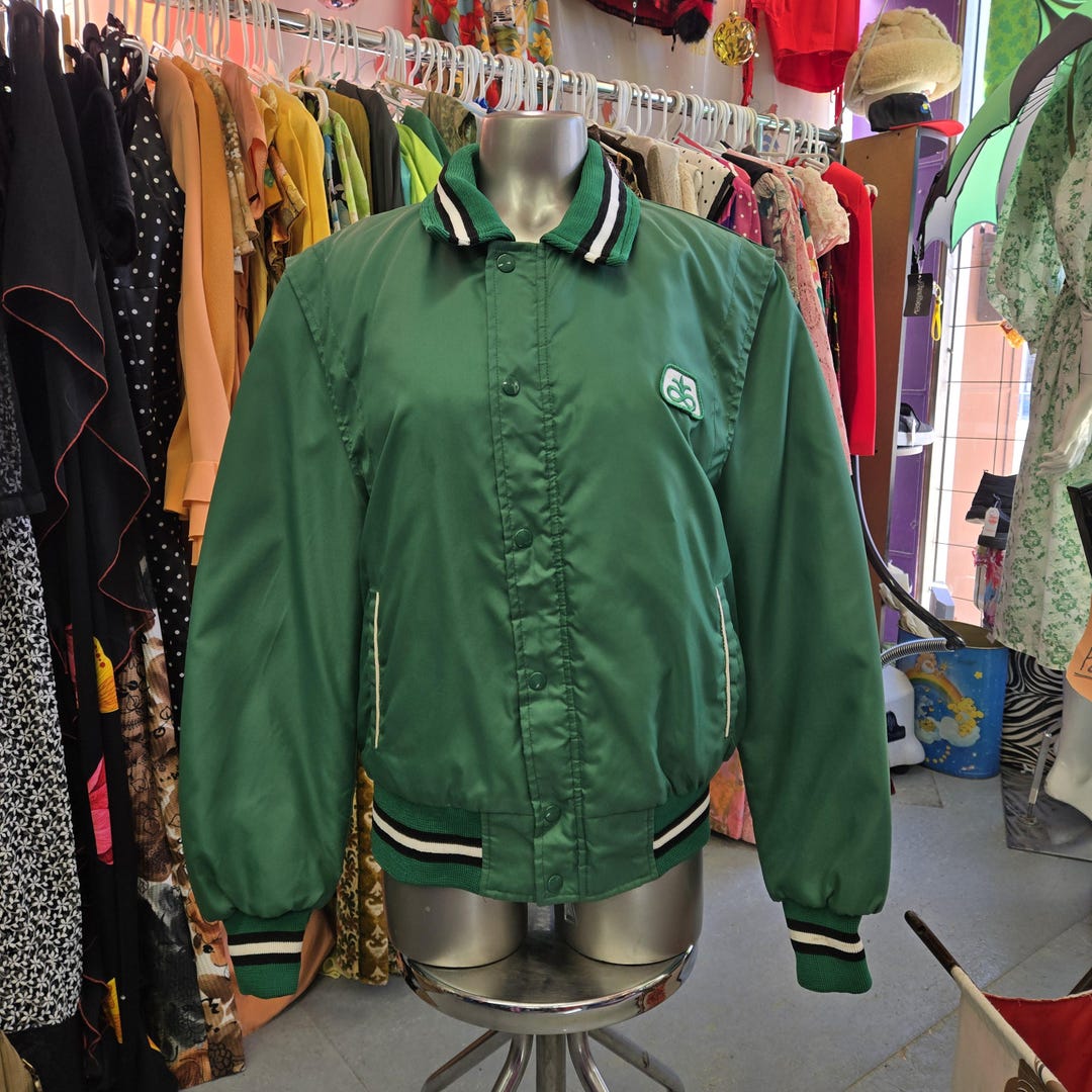 Super Awesome VINTAGE GREEN Pioneer Seeds JACKET With Quilted