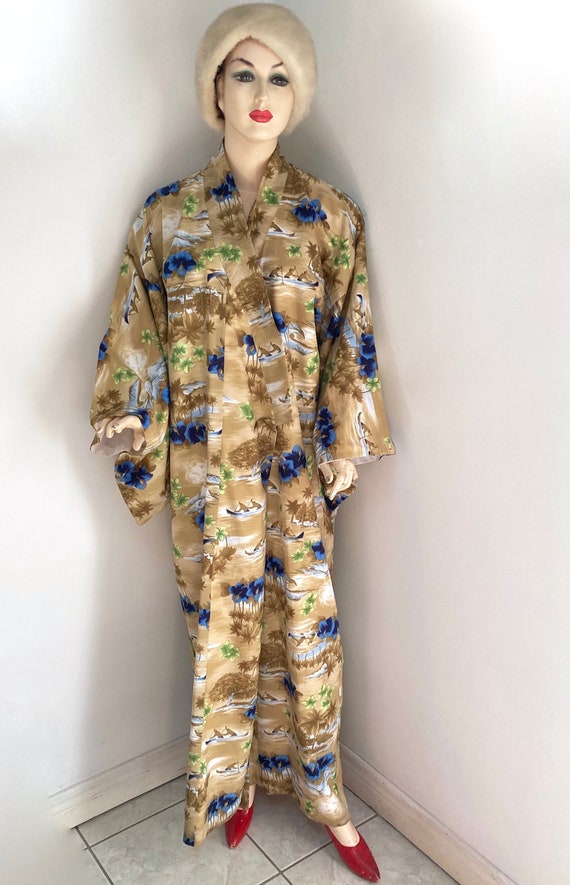 Vintage 1970s HAWAIIAN theme KIMONO robe with pal… - image 2