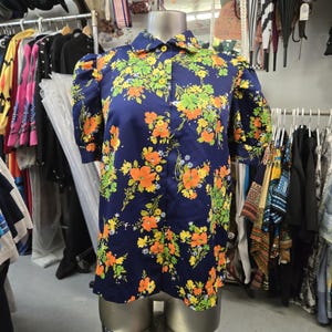 Pretty VINTAGE 1970s FLORAL Home Sewn BLOUSE Size Large