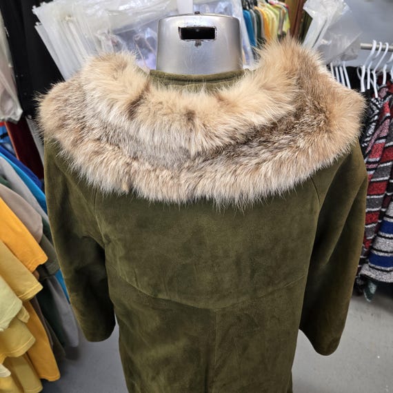 Stunning Vintage Classic Olive Green Union Made SUEDE COAT With