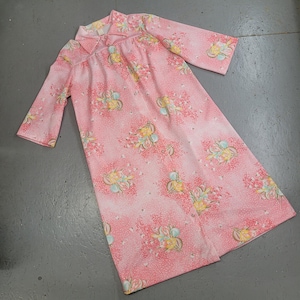 1960s VINTAGE FLORAL Pink Polyester HOUSECOAT Size Extra Large