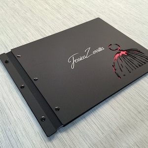 11x14 Landscape Matte Black Portfolio – Screw Post Binding