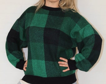 Vintage 1980s ‘Daniel Hechter’ Green and Black Plaid Gingham Grandpa Wool Sweater Jumper Pullover size L