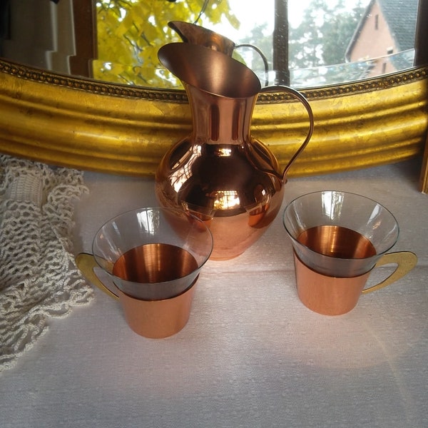 dekorative vintage Kanne, Krug aus Kupfer mit 2 Teegläsern, etwa 80er Jahre