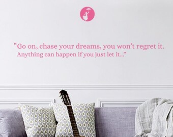 Vinilo decorativo con cita de Mary Poppins: ¡Persigue tus sueños!
