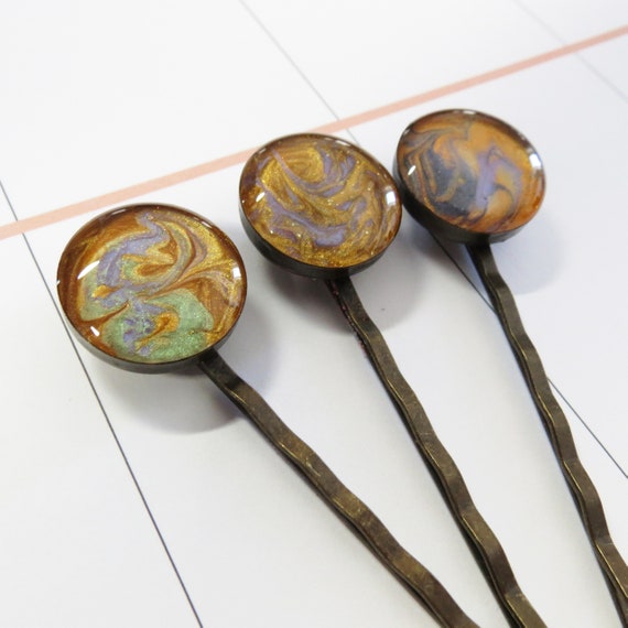 gold swirl paper clips