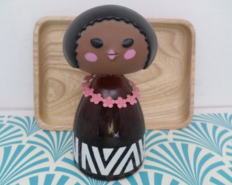 avon small world dolls