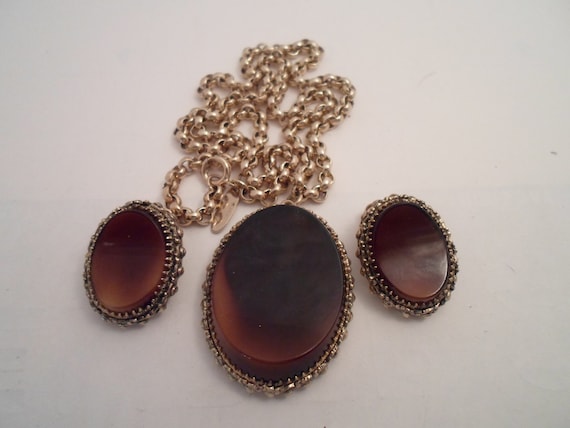 Vintage Mid Century Whiting And Davis 3 Piece Set Locket and Superb Chain with Clip Earrings Beveled Center Hi Pendant Chic Tasty Designer
