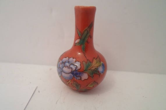 Vintage Chinese Minature Bulbious Vase 1.50" Hand Painted Mini